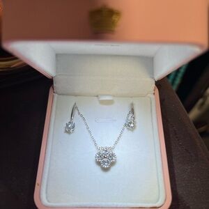 Elegant Silver Moissanite Jewelry Set